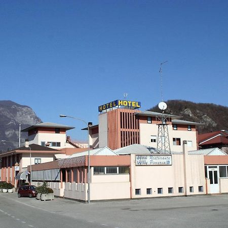 גמונה דל פריולי Hotel Willy מראה חיצוני תמונה